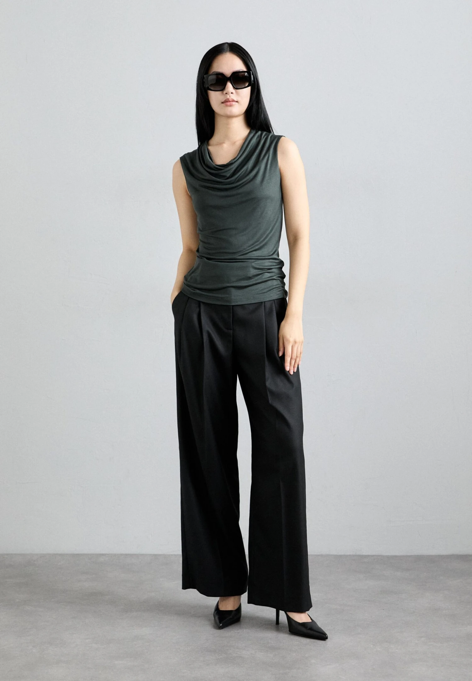 Tiger Of Sweden JELA - Top - Midnight Green 2 Tiger Of Sweden JELA - Top - Midnight Green - Image 2