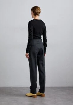 Tiger Of Sweden Trousers - Charcoal 8 Tiger Of Sweden Trousers - Charcoal -Tiger of Sweden Store de8eb24d67dd4134a64548c8f0c1b55c