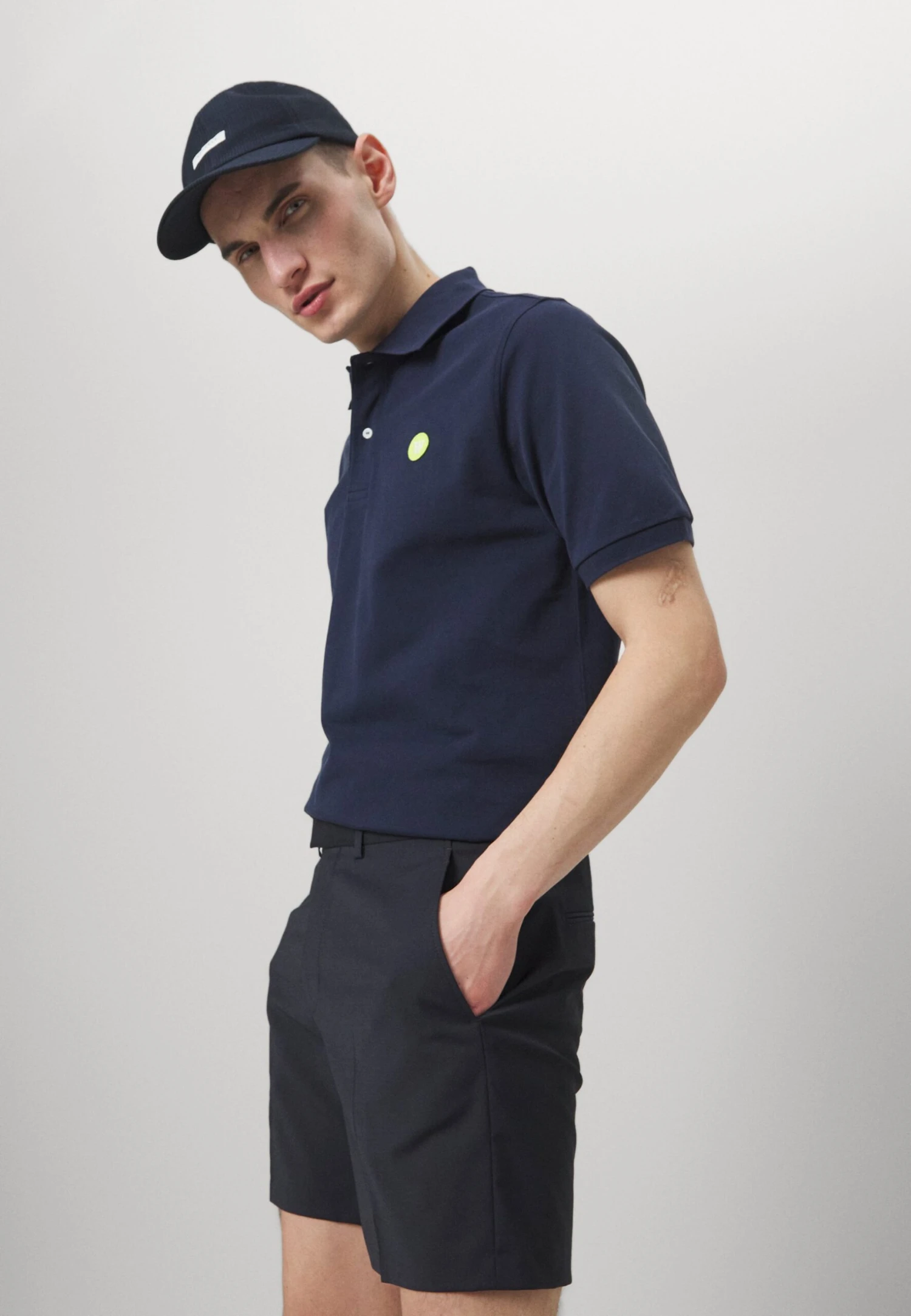 Tiger Of Sweden Thiago - Shorts - Dark Ink 4 Tiger Of Sweden Thiago - Shorts - Dark Ink - Image 4