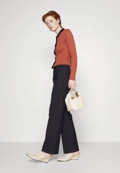 Tiger Of Sweden Marfa - Trousers - Light Ink 9 Tiger Of Sweden Marfa - Trousers - Light Ink -Tiger of Sweden Store fd5dbd3379fd4468947f2794e897701a